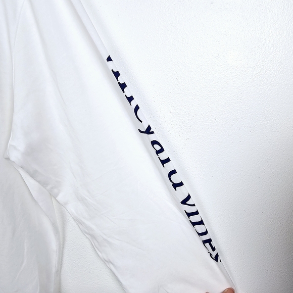 Vineyard Vines Ice Hockey Whale Long Sleeve White Shirt NWT - Picture 7 of 9